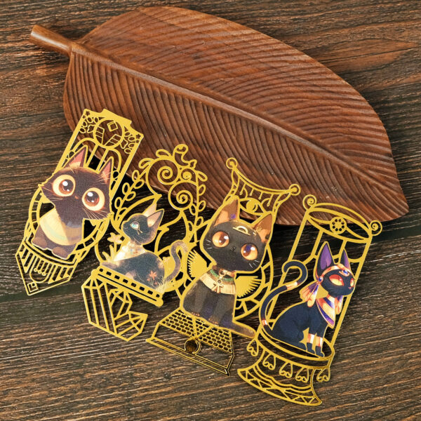 Vintage Metal Egyptian Cat Bookmark - Image 3