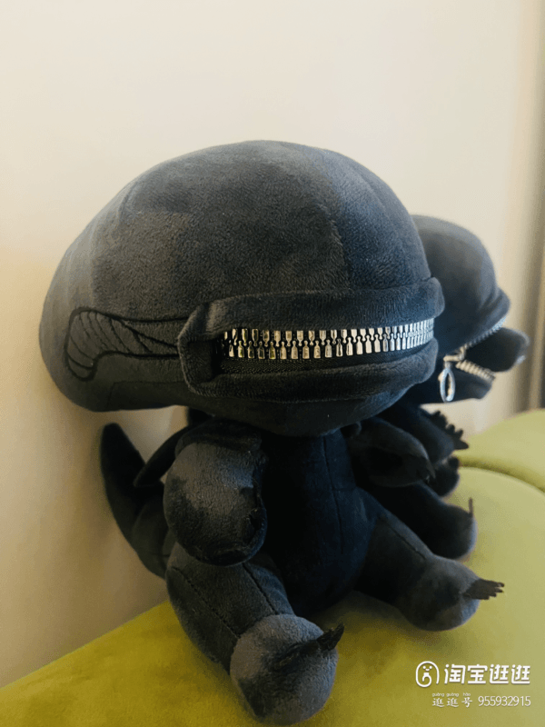 Zippermouth Xenomorph Plush - Image 5